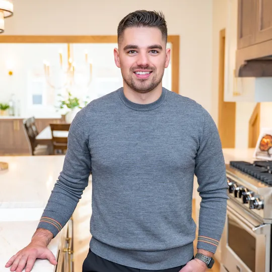 Ben Hart, Agent in  - Compass