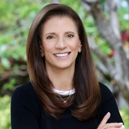 Linda Haury, Agent in  - Compass