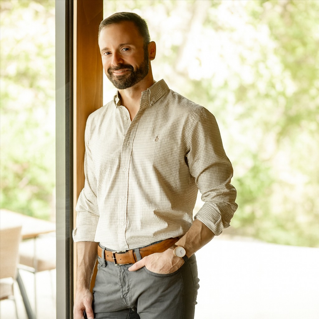 Headshot of Bill Farrell