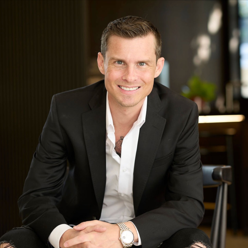 Headshot of Jason Peteler