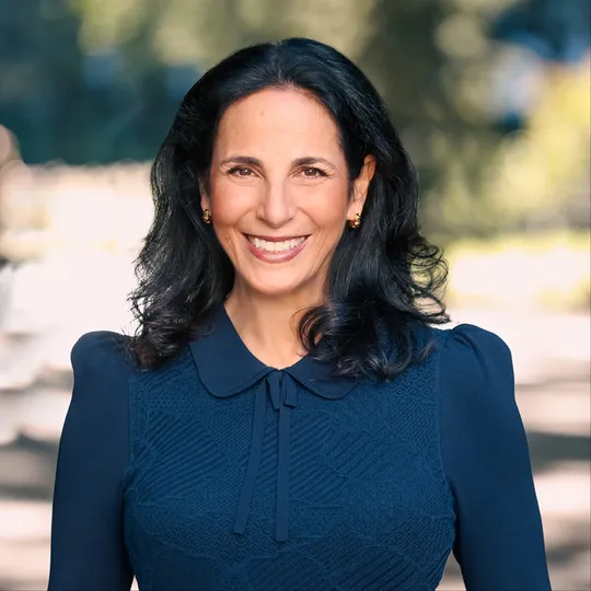 Joan Kagan, Agent in  - Compass