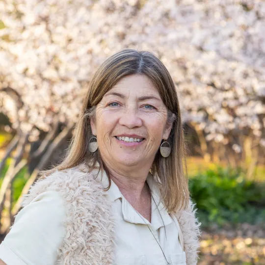 Michelle Morgan, Agent in  - Compass