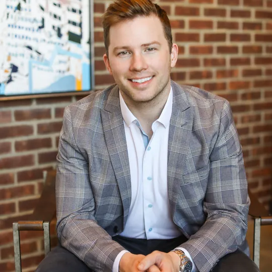 Shane Hall, Agent in  - Compass