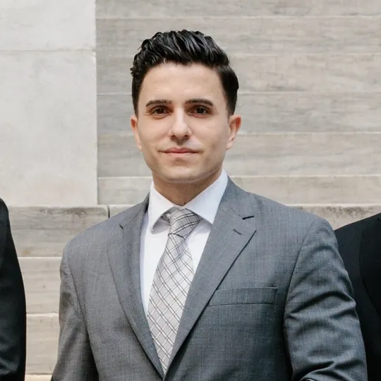 Matt Bezci, Agent in  - Compass