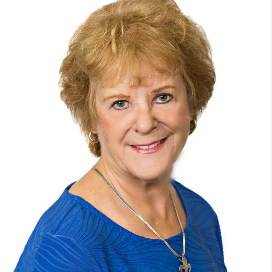 Linda O'Neil, Agent in  - Compass