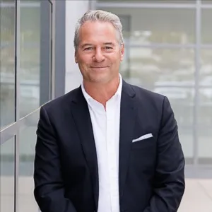 Michael Mombello, Agent in  - Compass