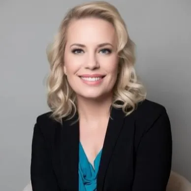 Autumn Leigh, Agent in  - Compass