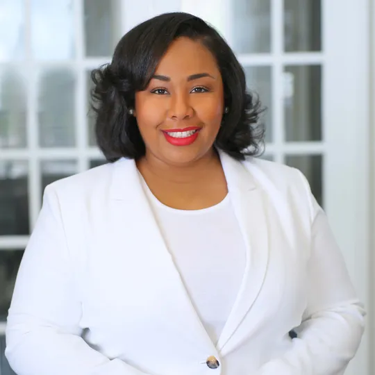 Natalie Tulloch, Agent in  - Compass