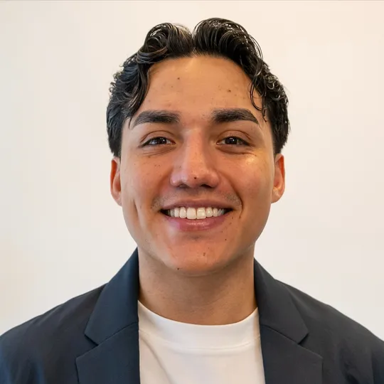 Omar Gonzalez, Agent in  - Compass