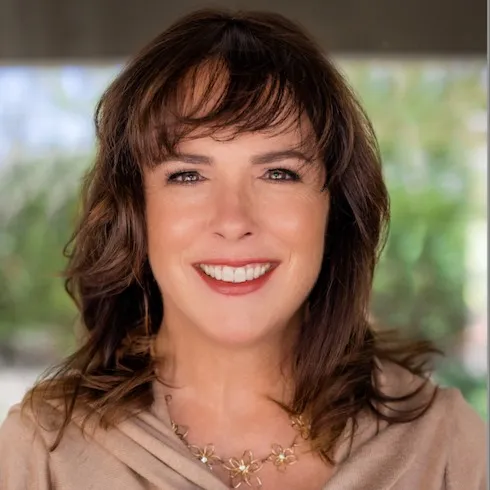 Eileen Loftus Manger, Agent in  - Compass