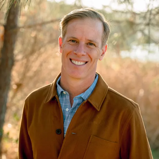 Scott Symon, Agent in  - Compass