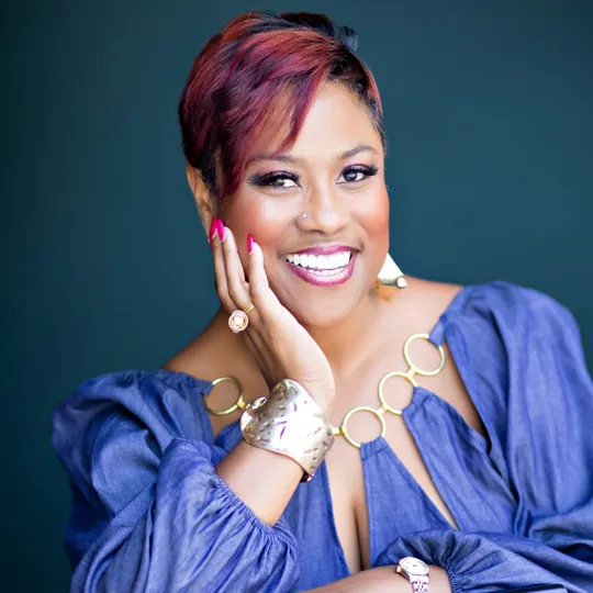 Erika Walker, Agent in  - Compass