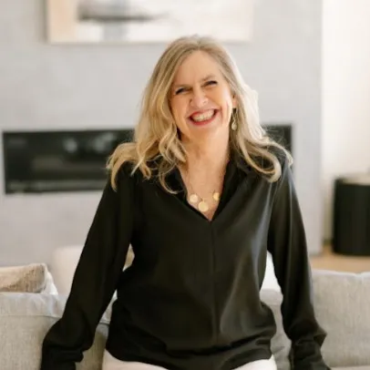 Hilary Thomas, Agent in  - Compass