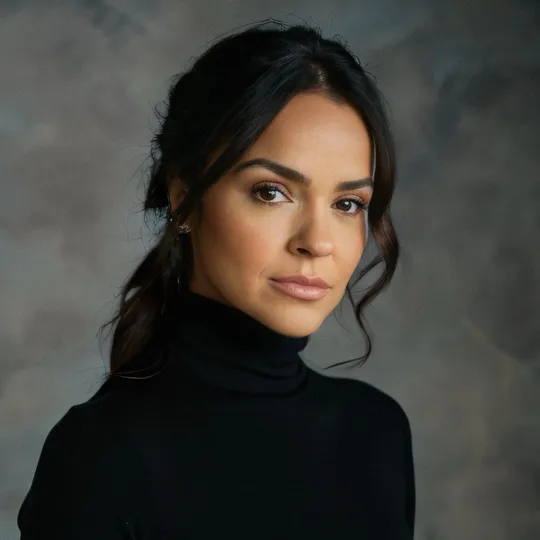 Romina Faria, Agent in  - Compass