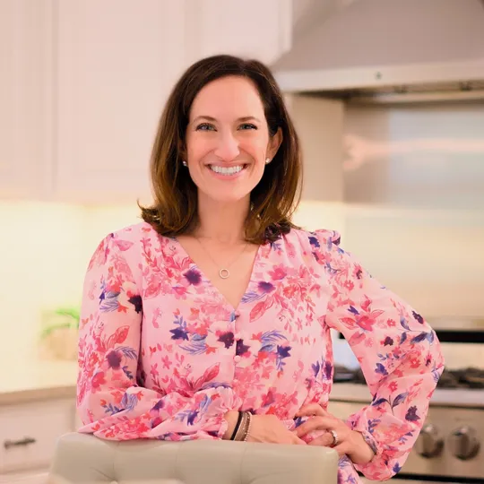 Lauren Hurwitz, Agent in  - Compass