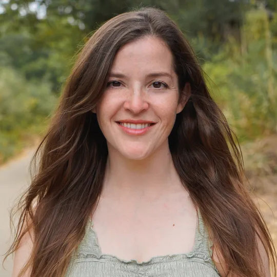 Jessica Jedvaj, Agent in  - Compass