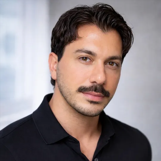 John Acikgoz, Agent in  - Compass