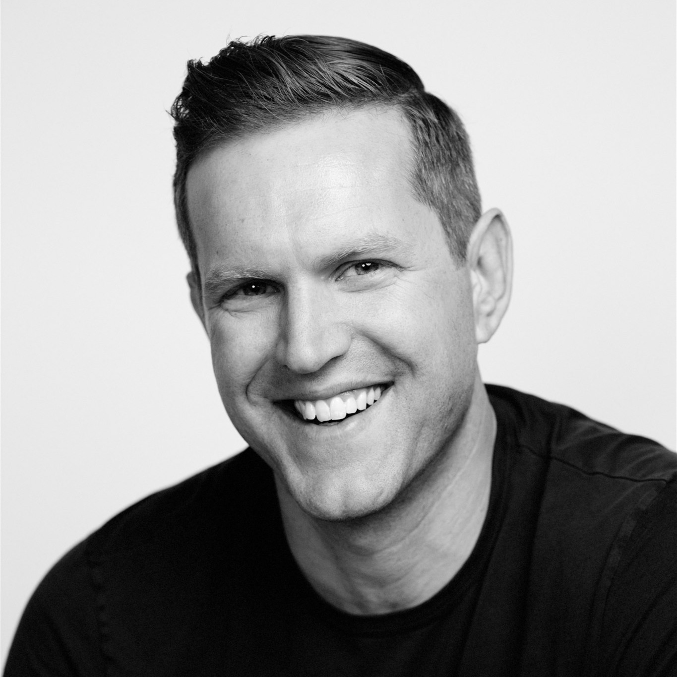 Headshot of Jon Mottern