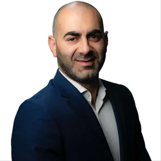 Mike Magen, Agent in  - Compass