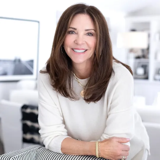 Traci Miller, Agent in  - Compass