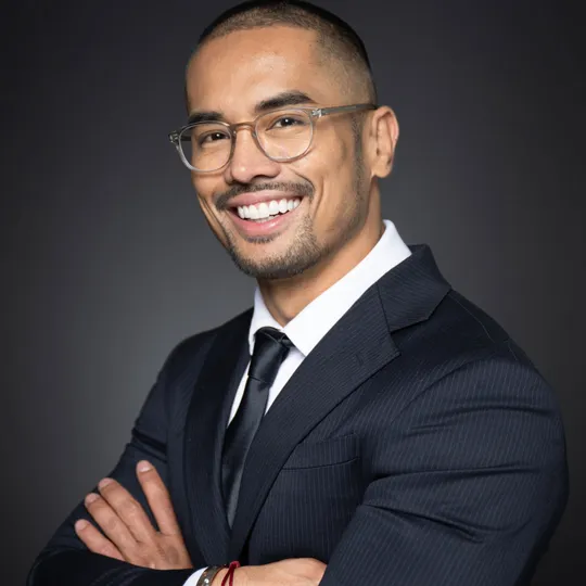 Joey Colo, Agent in  - Compass