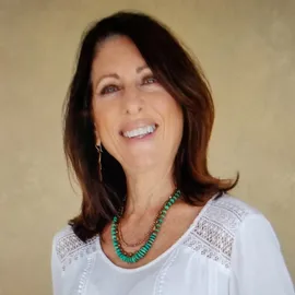 Kim Bankston, Agent in  - Compass
