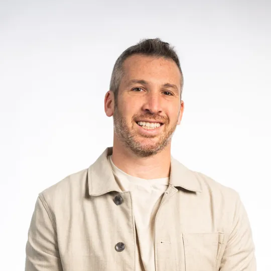 Joey Halperin, Agent in  - Compass