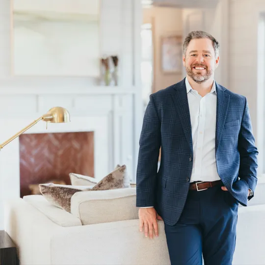 Dillon Dewald, Agent in  - Compass