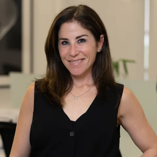 Abbie Chowansky, Agent in  - Compass