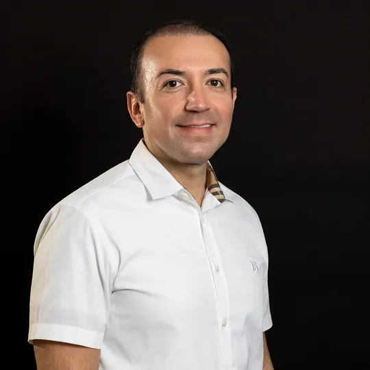 Robert Aguilera, Agent in  - Compass