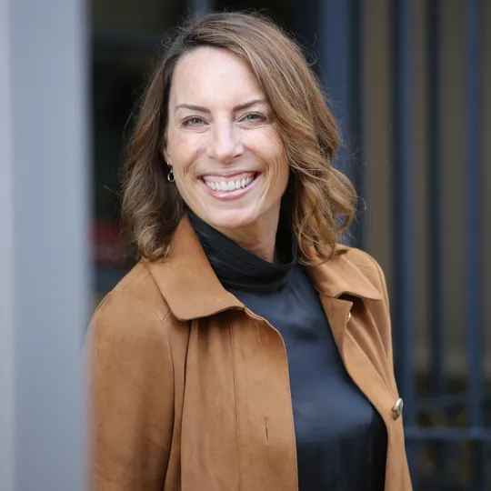 Monica Lussier, Agent in  - Compass