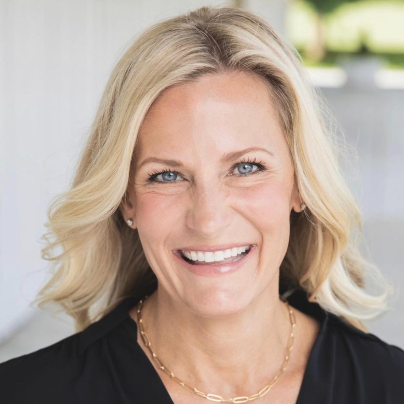 Headshot of Amanda Peacock