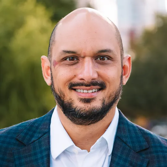 John Underwood, Agent in  - Compass