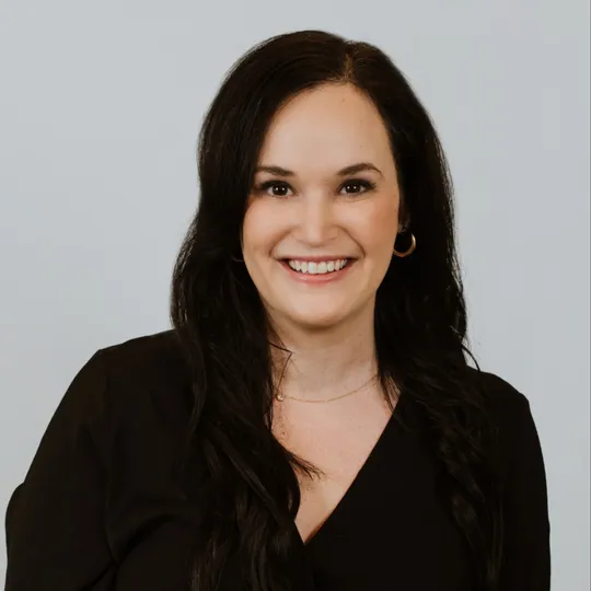 Danielle Elyachar, Agent in  - Compass