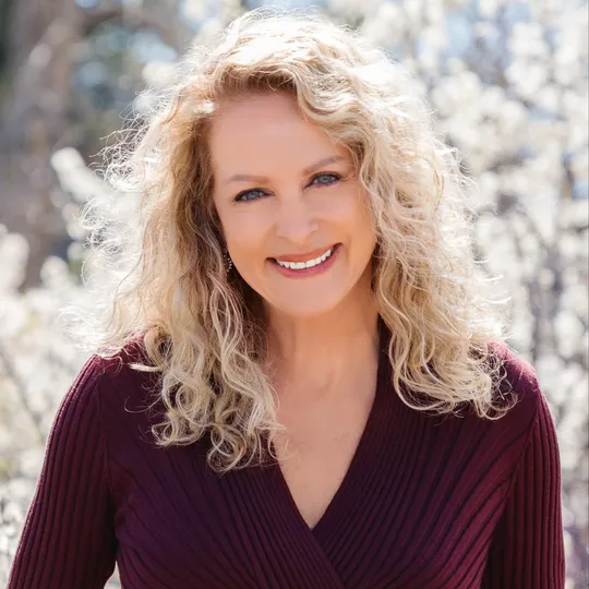 Brooke Weathers, Agent in  - Compass