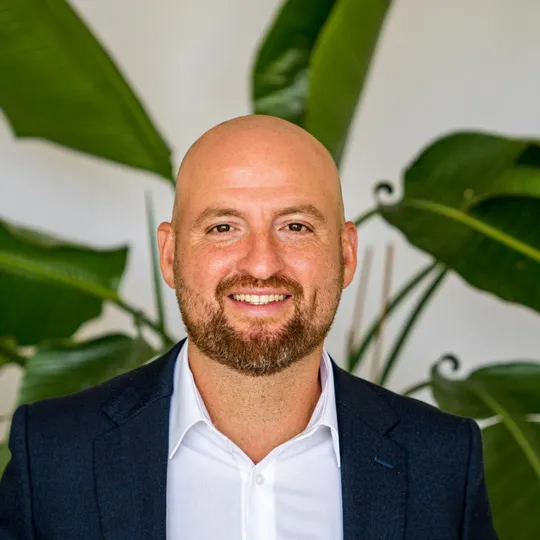 Hernando Quintero, Agent in  - Compass