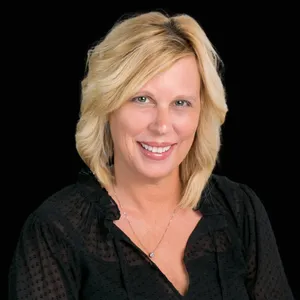 Carolyn Glass's Profile Photo