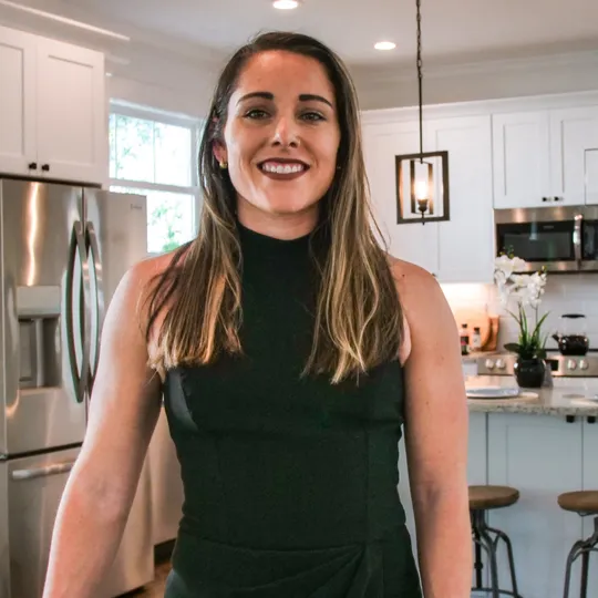 Breanne Celiberti, Agent in  - Compass