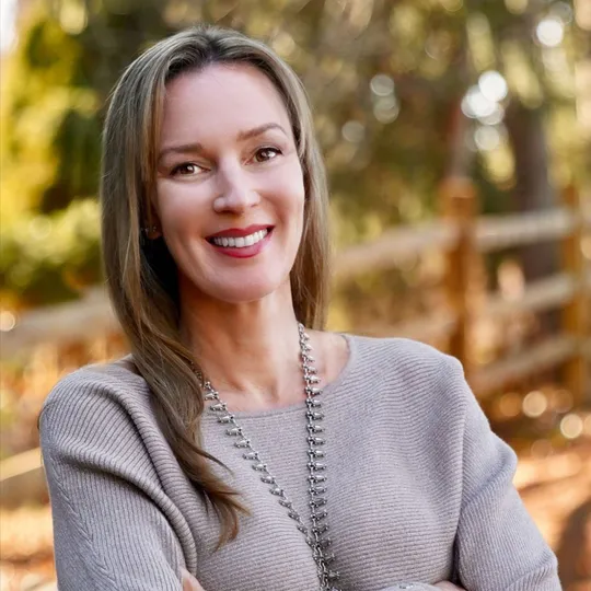 Deirdre Lofft, Agent in  - Compass