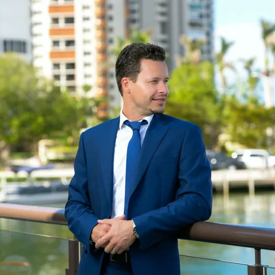 Sascha Nagel, Agent in  - Compass