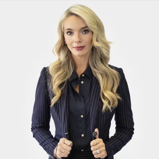 Susan Bortz, Agent in  - Compass