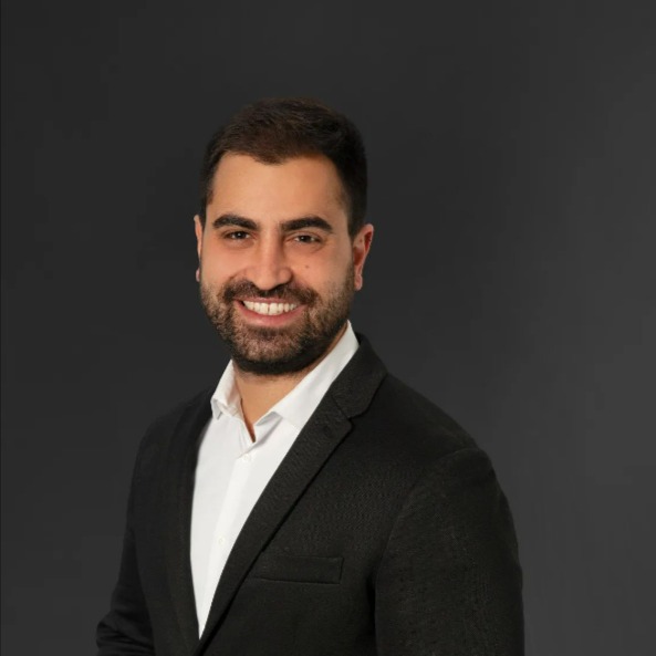 Headshot of Guy Hardi