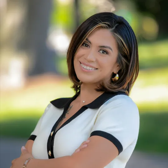 Karina Hiselman, Agent in  - Compass