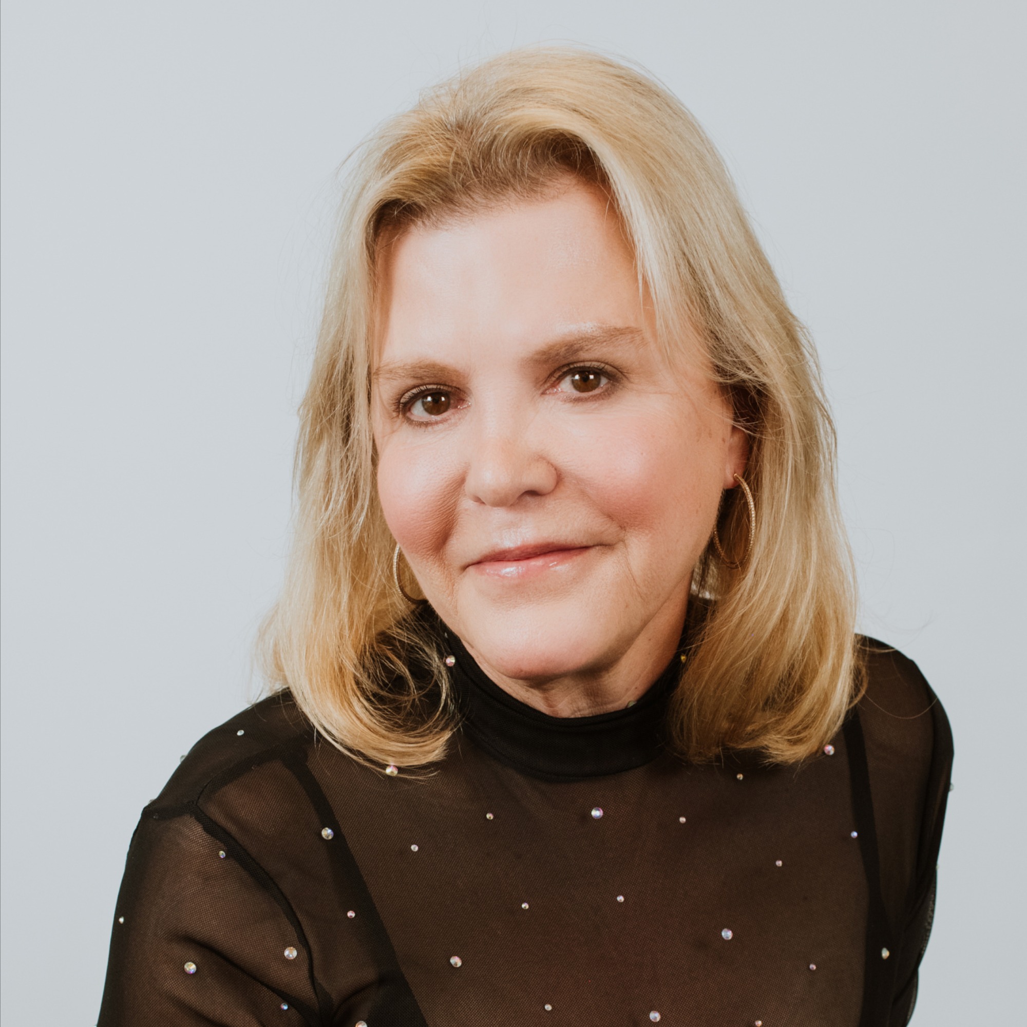 Headshot of Susan Dvoor