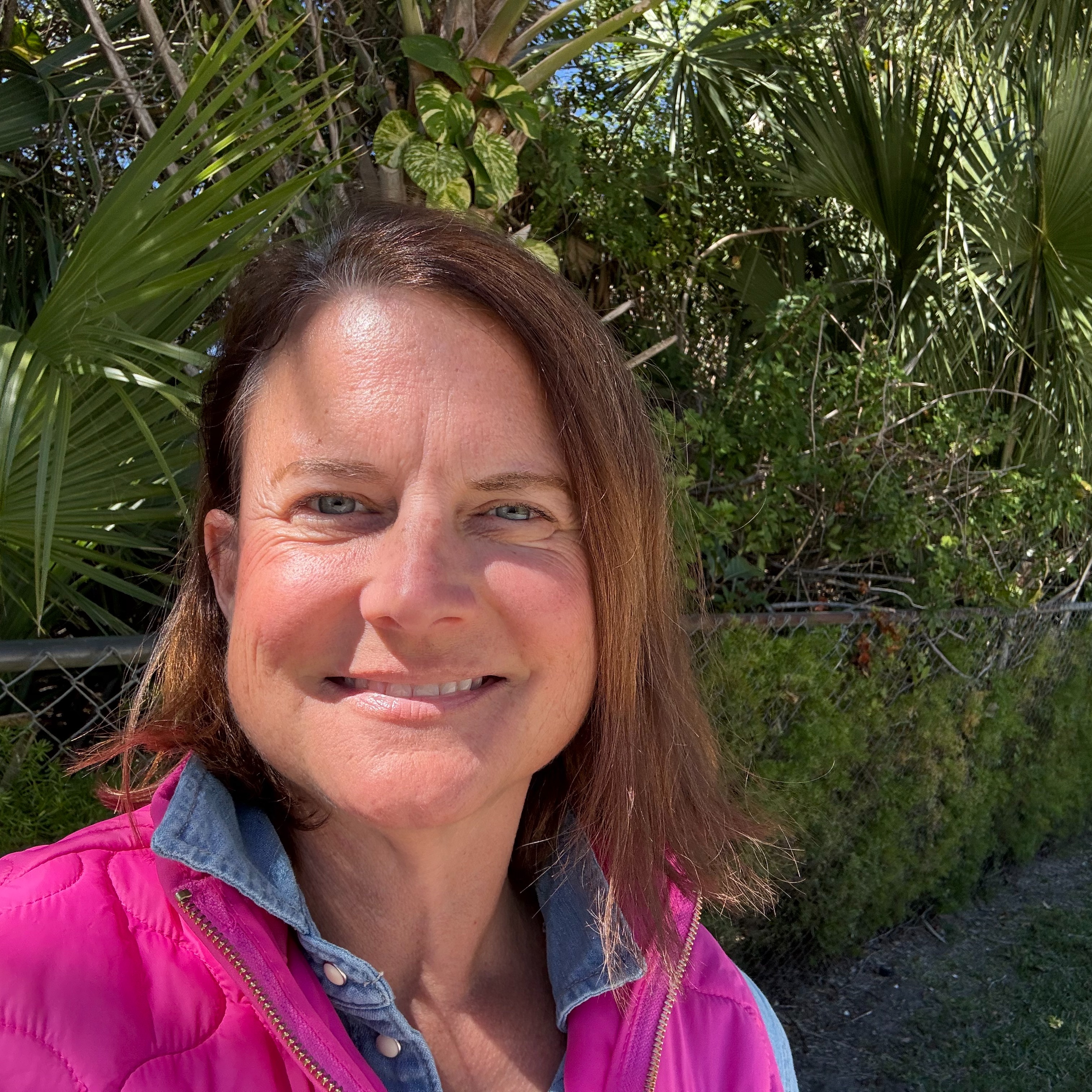 Headshot of Carrie Titcomb