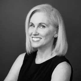 Jennifer Casey, Agent in  - Compass
