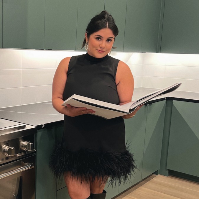 Headshot of Sarah Thwaites