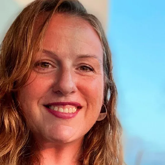 Surrey Bailey, Agent in  - Compass