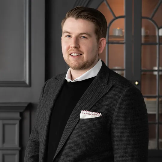 Greg Gaddis, Agent in  - Compass