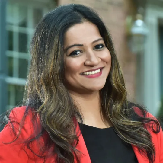 Mansi Gowin, Agent in  - Compass